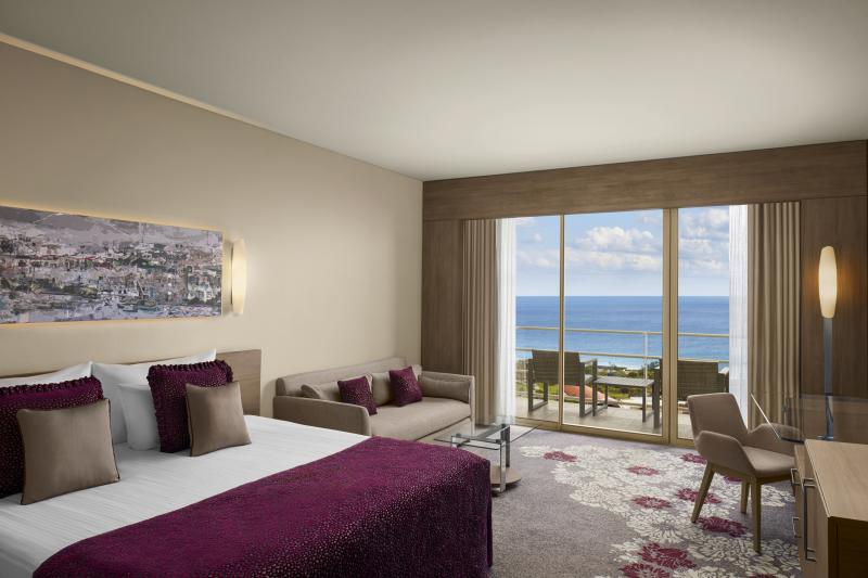 Deluxe Direct Sea View